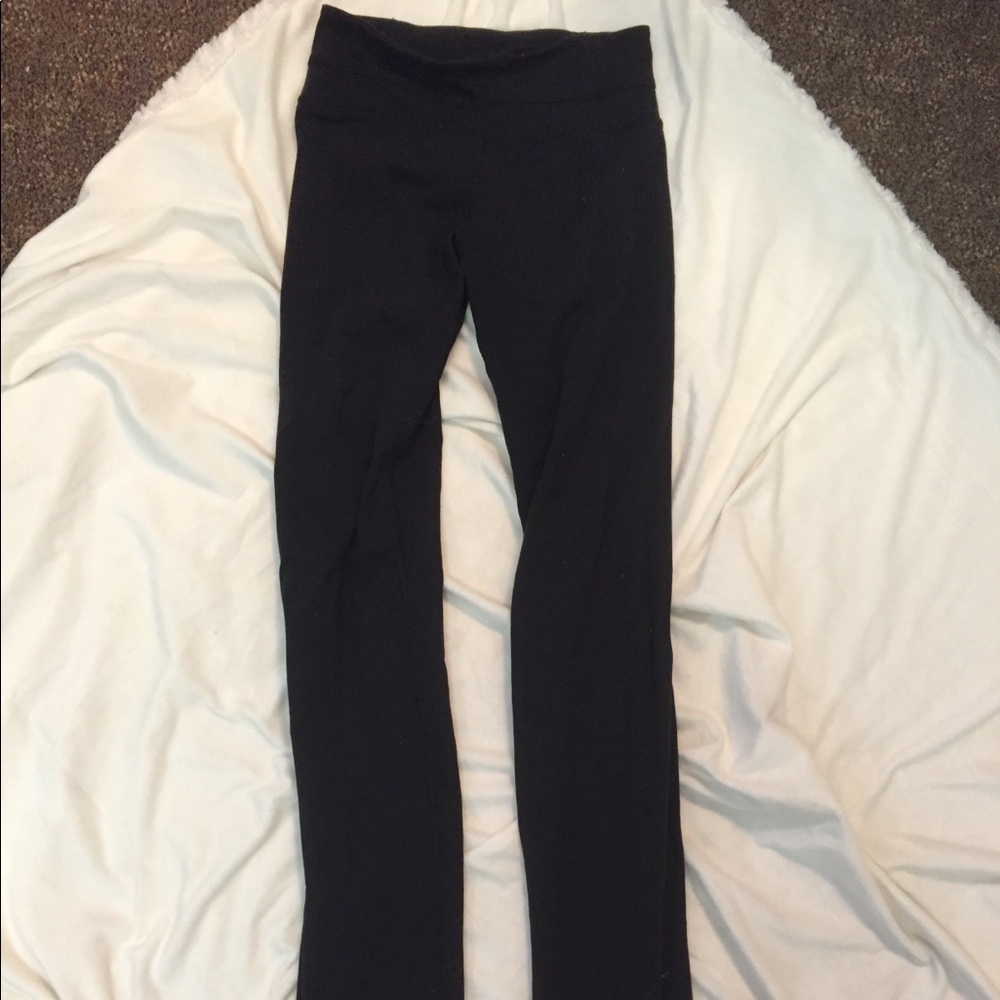 lululemon black yoga pants